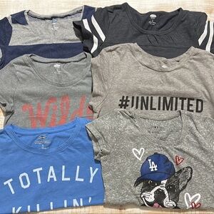 Graphic Girls Bundle of 6 T-Shirts in Size M/8
